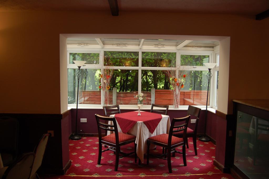 Brook House Hotel Walton-le-Dale Экстерьер фото